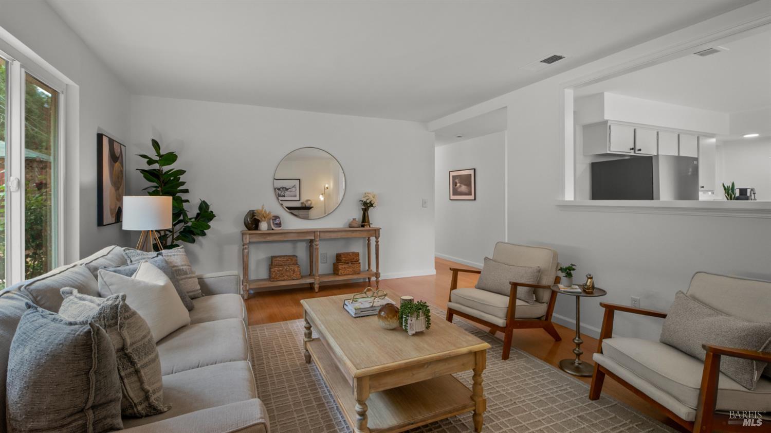 2595 Center Road Novato CA 94947