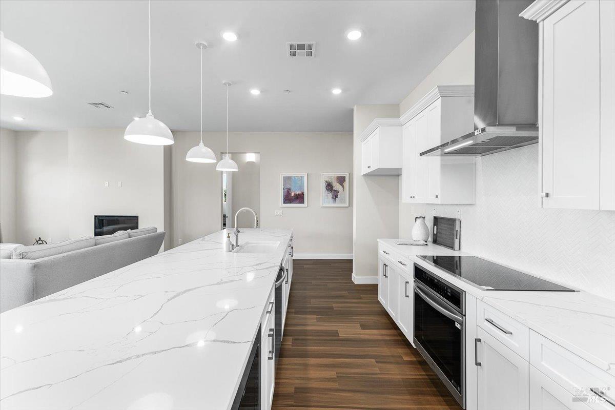 7301 Willowglen Drive Rohnert Park CA 94928