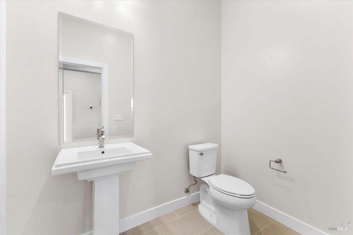 7301 Willowglen Drive Rohnert Park CA 94928