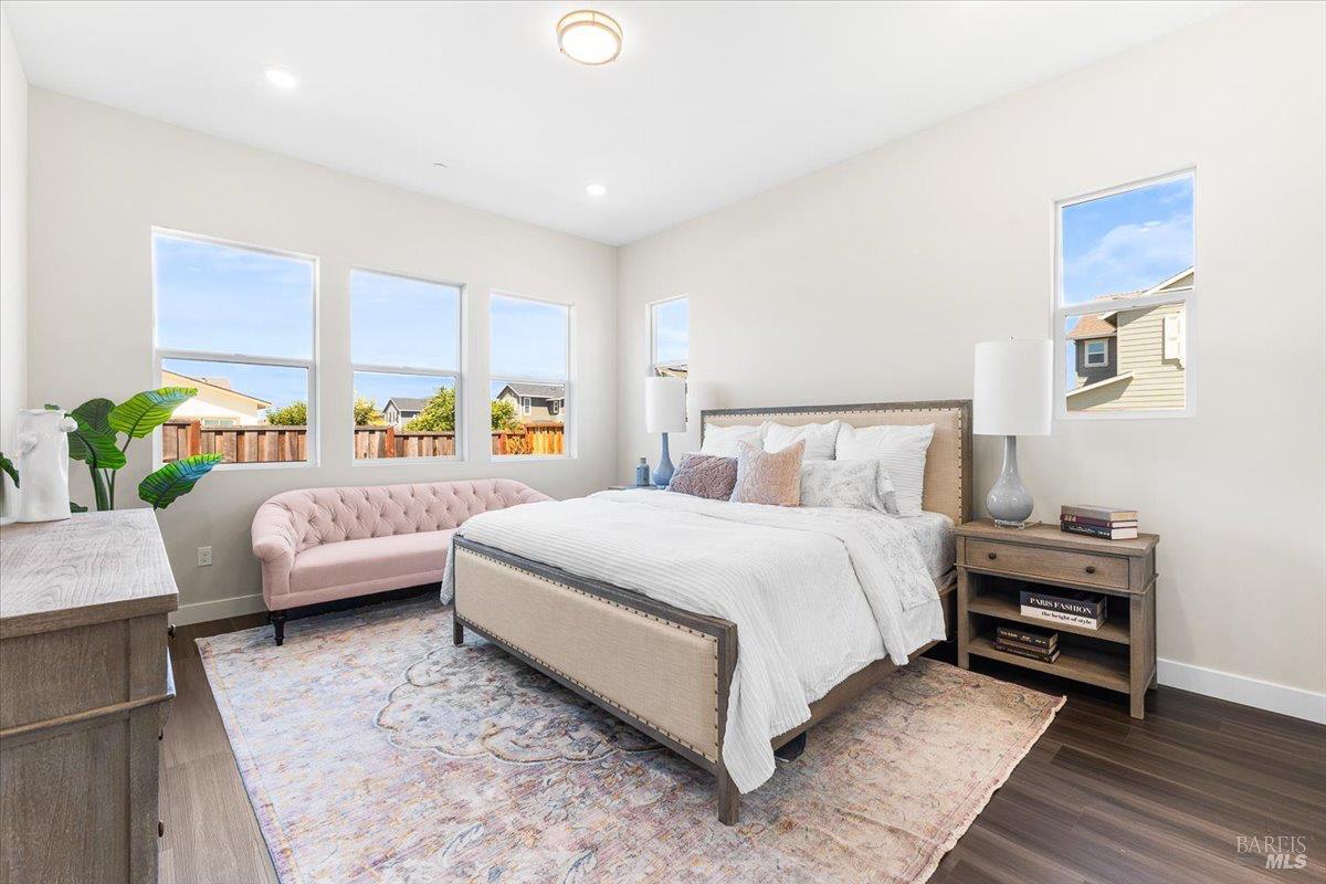 7301 Willowglen Drive Rohnert Park CA 94928