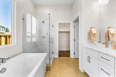 7301 Willowglen Drive Rohnert Park CA 94928