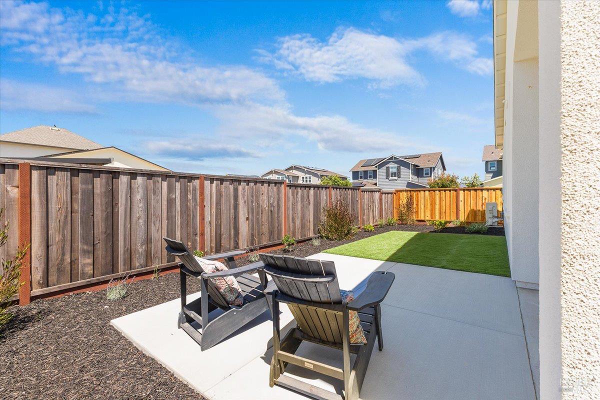 7301 Willowglen Drive Rohnert Park CA 94928