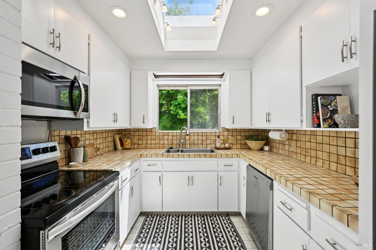 271 Irwin Street San Rafael CA 94901