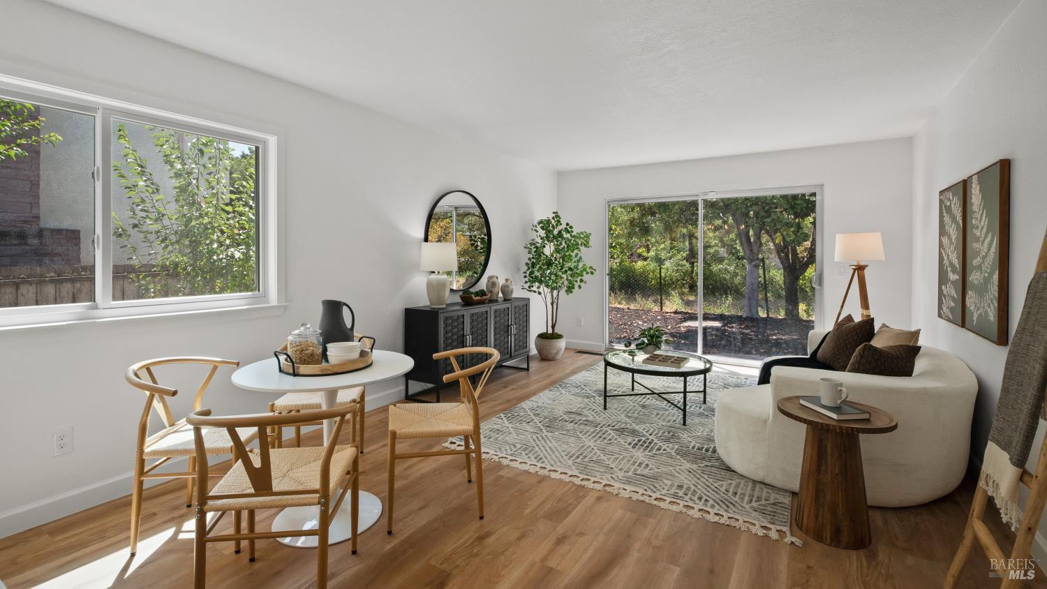 261 Redwood Circle Petaluma CA 94954