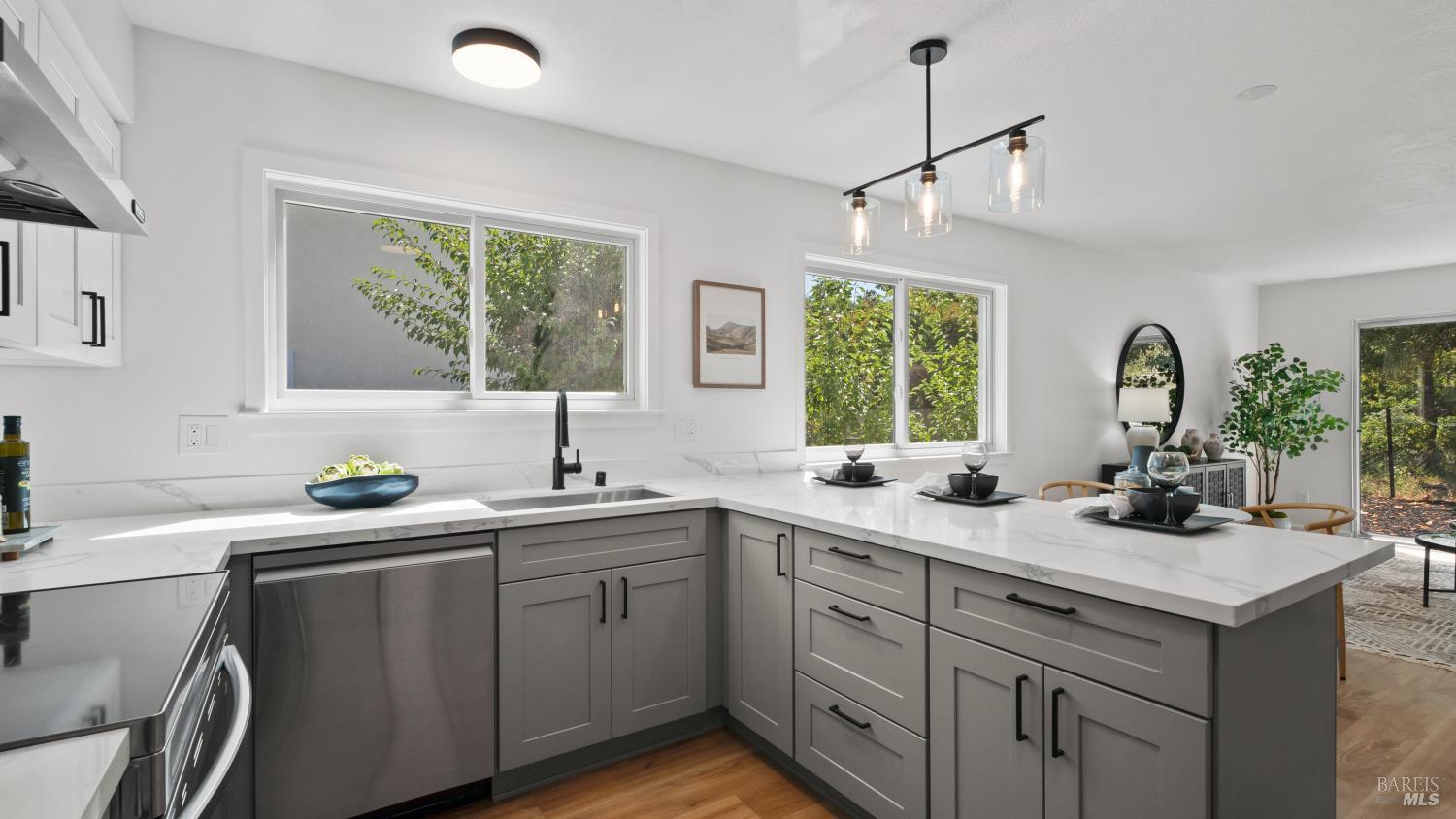 261 Redwood Circle Petaluma CA 94954