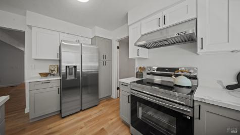 261 Redwood Circle Petaluma CA 94954