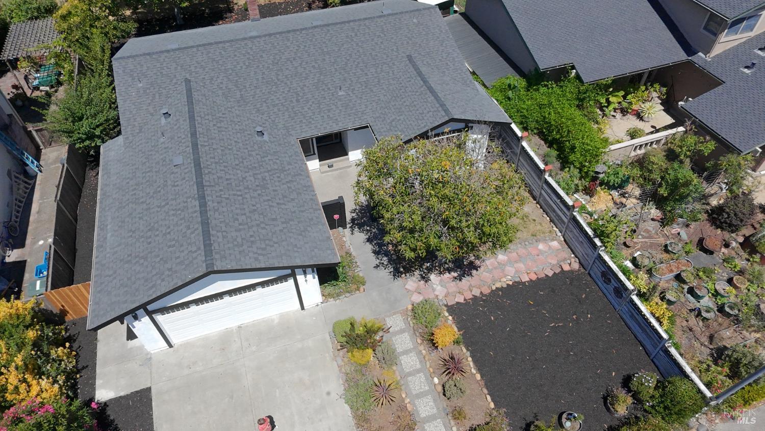 261 Redwood Circle Petaluma CA 94954