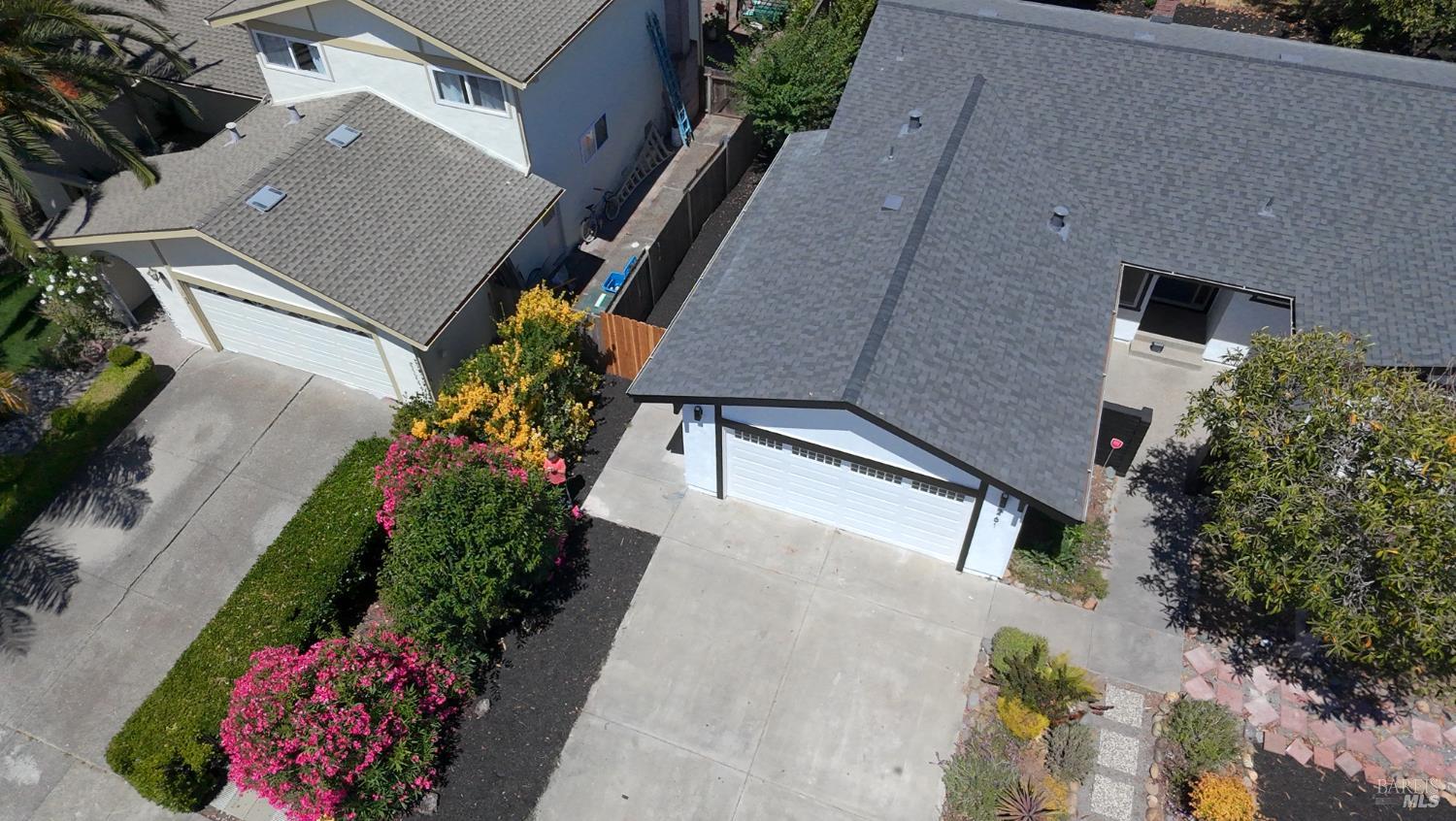 261 Redwood Circle Petaluma CA 94954