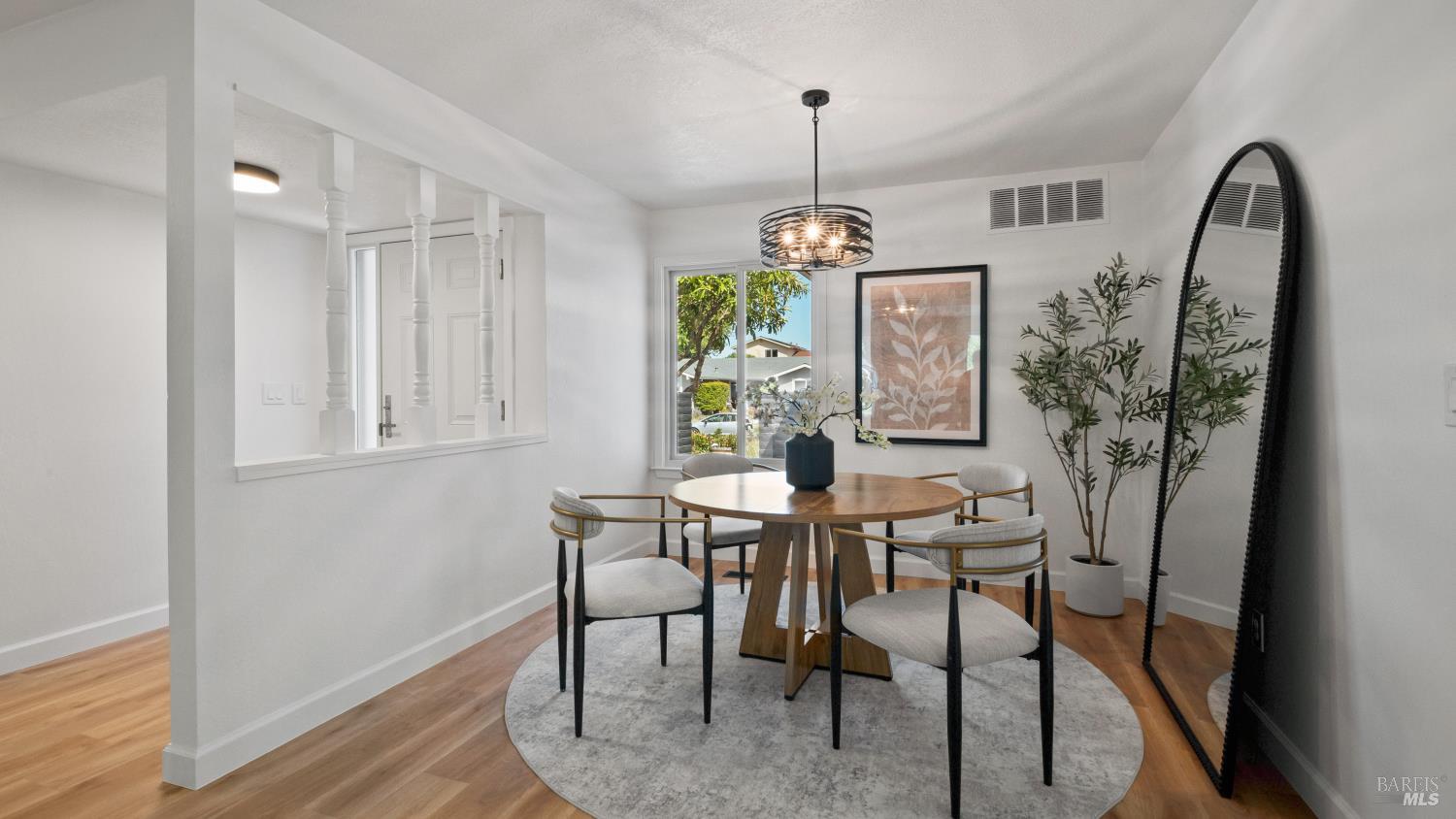 261 Redwood Circle Petaluma CA 94954