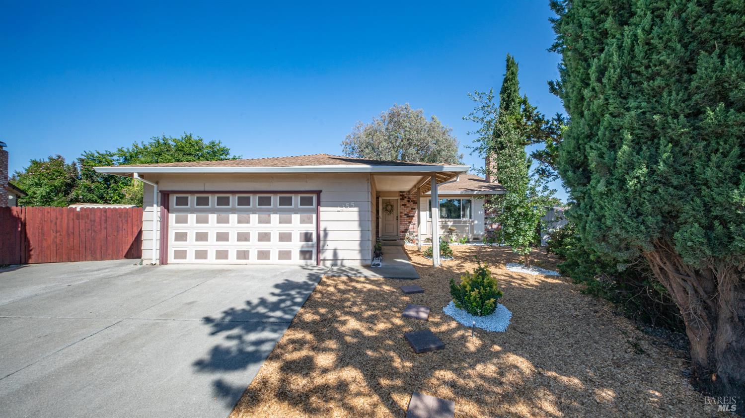 1355 Macdonald Court Dixon CA 95620
