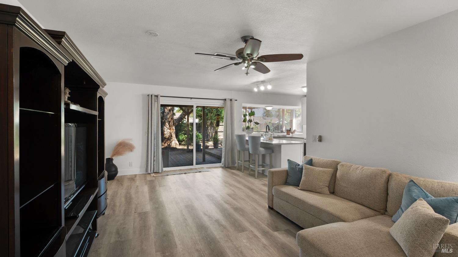 1355 Macdonald Court Dixon CA 95620