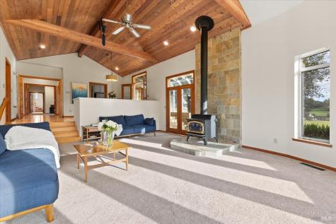 910-920 Lytton Springs Road Healdsburg CA 95448