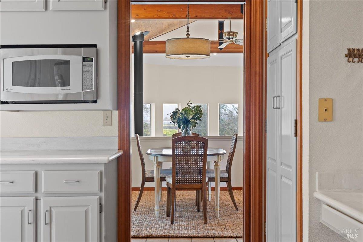 910-920 Lytton Springs Road Healdsburg CA 95448