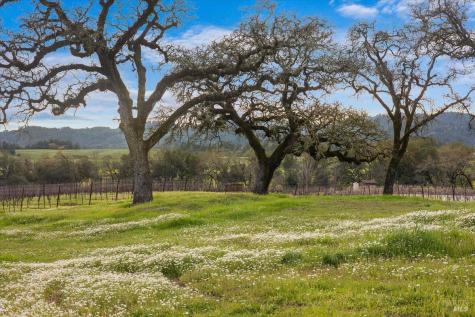 910-920 Lytton Springs Road Healdsburg CA 95448