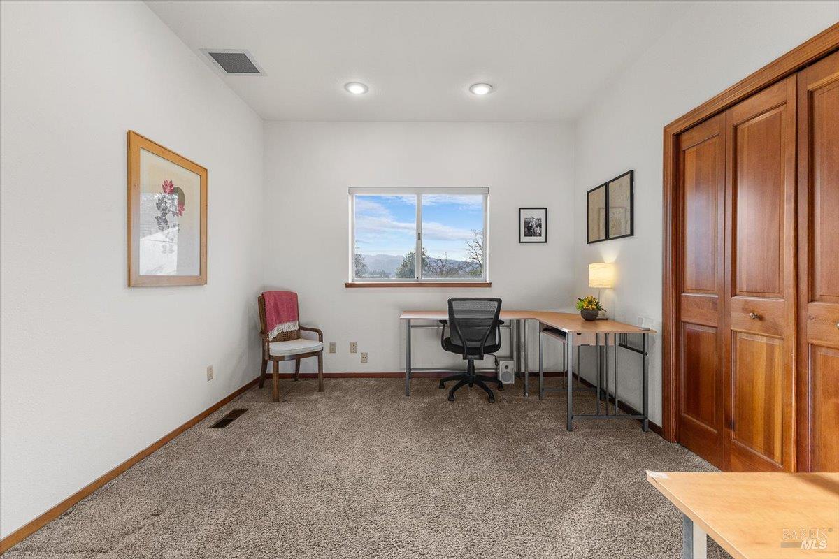 910-920 Lytton Springs Road Healdsburg CA 95448