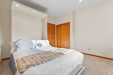 910-920 Lytton Springs Road Healdsburg CA 95448