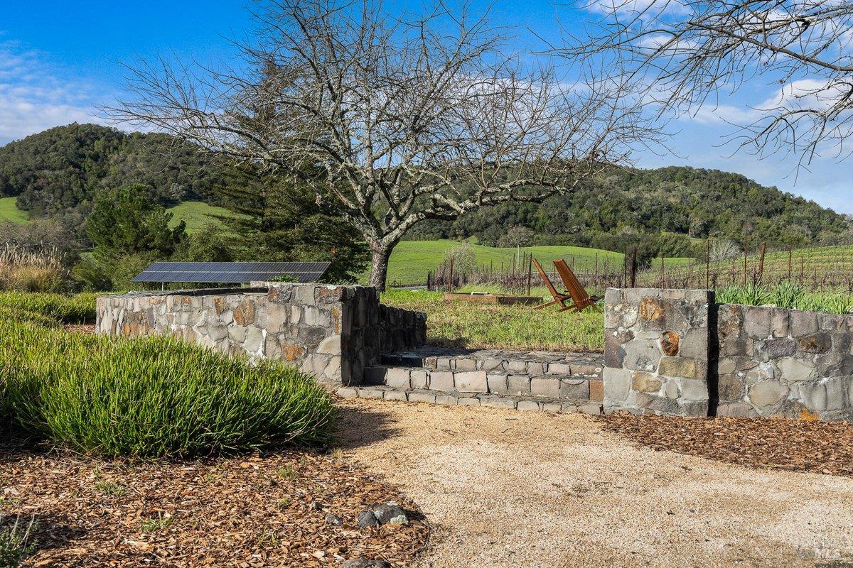 910-920 Lytton Springs Road Healdsburg CA 95448