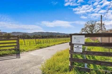 910-920 Lytton Springs Road Healdsburg CA 95448