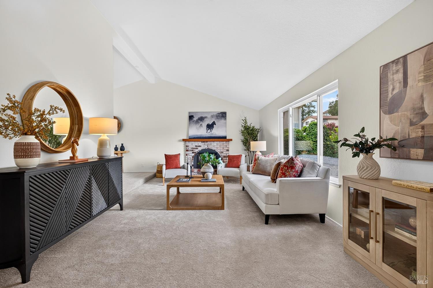 748 Paula Lane Petaluma CA 94952