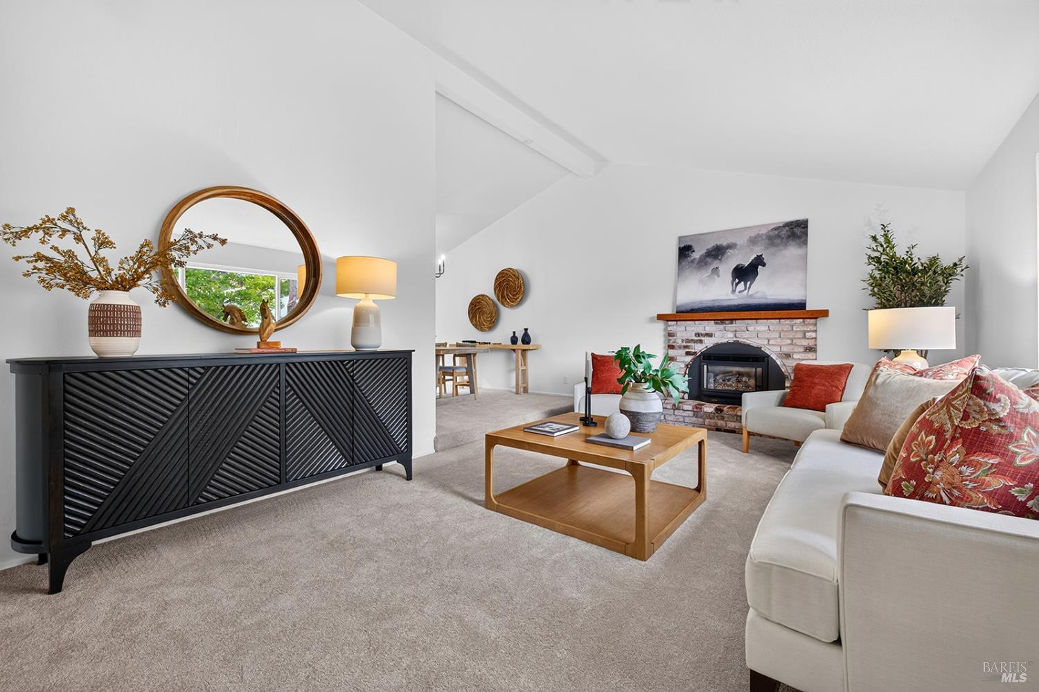 748 Paula Lane Petaluma CA 94952