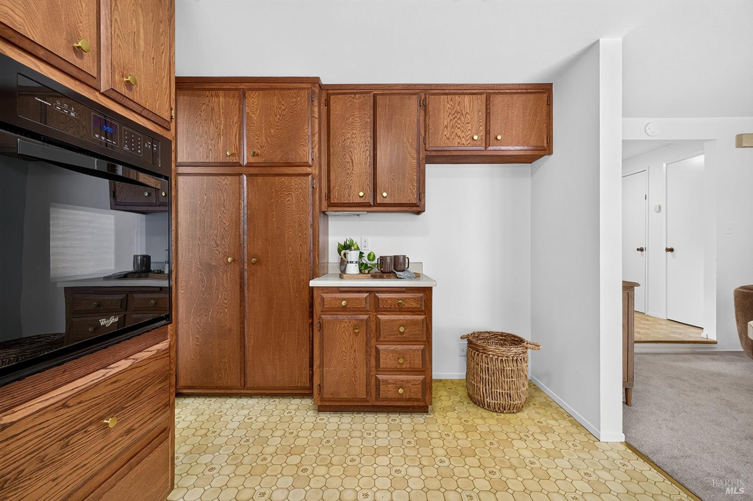 748 Paula Lane Petaluma CA 94952