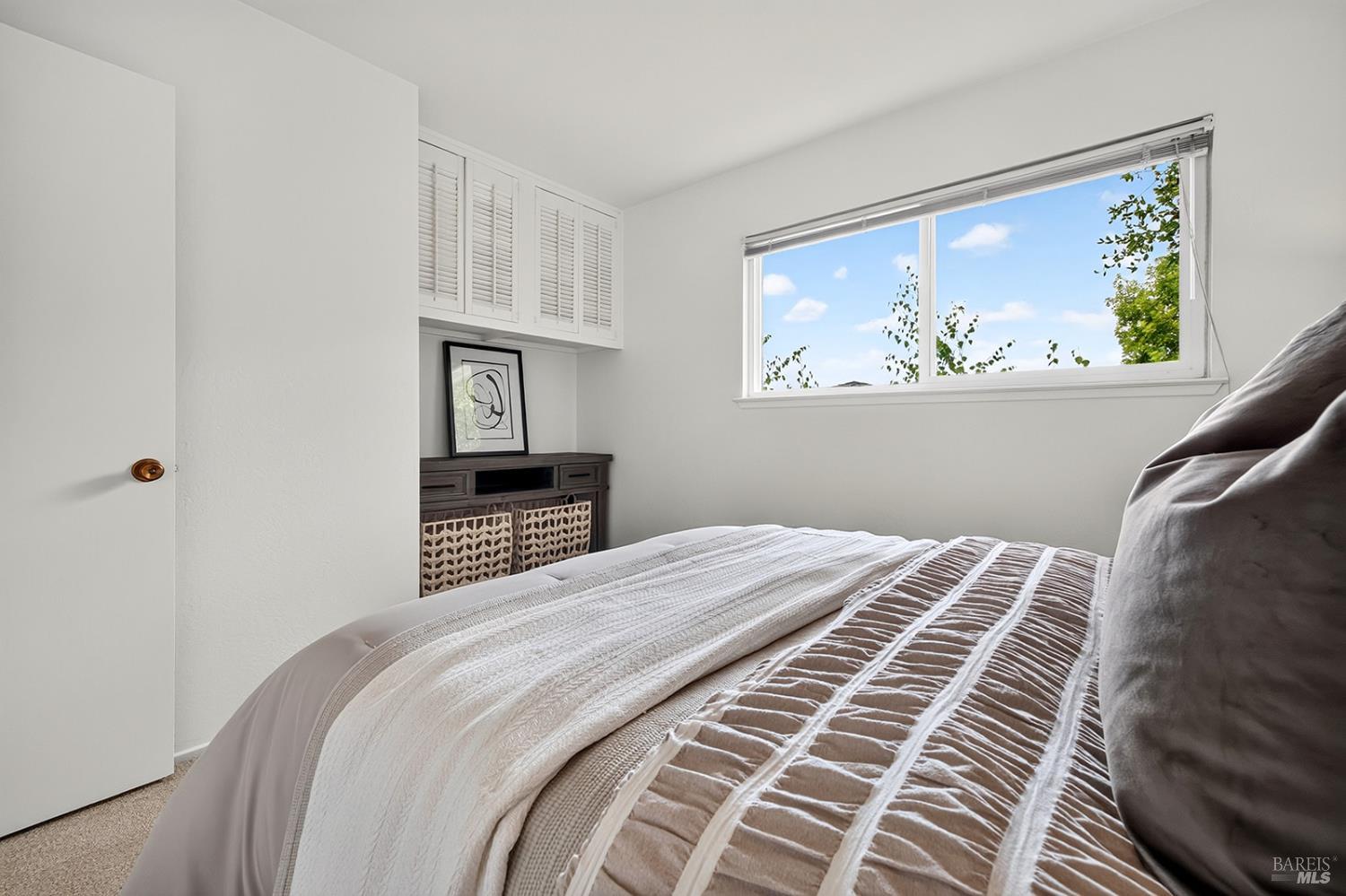 748 Paula Lane Petaluma CA 94952