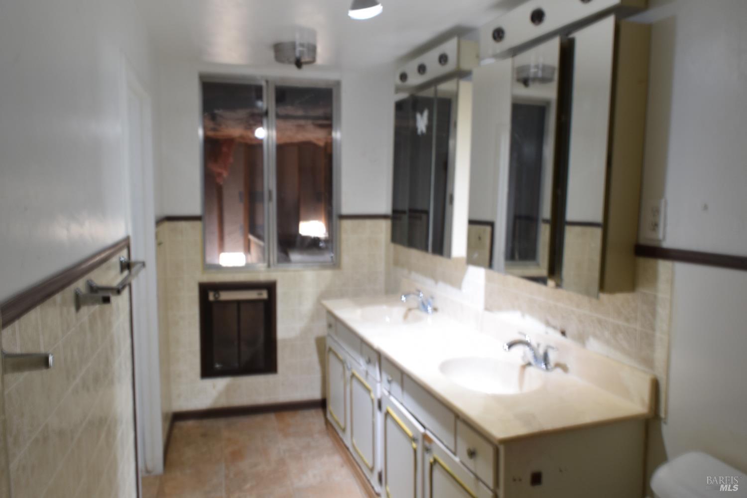 12331 Oakgrove Avenue Clearlake Oaks CA 95423