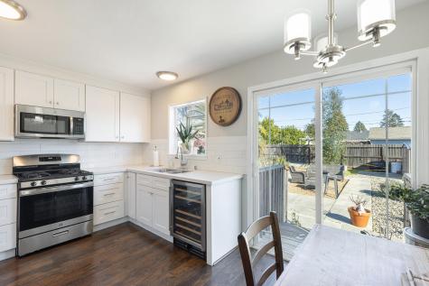 118 Dewitt Avenue Napa CA 94558