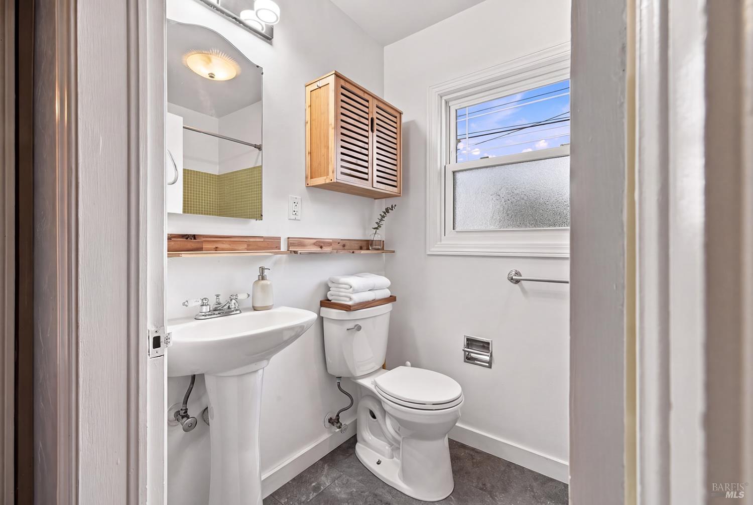 2817 Midway Drive Santa Rosa CA 95405