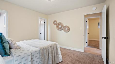 65 Arlington Drive Petaluma CA 94952