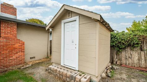 65 Arlington Drive Petaluma CA 94952