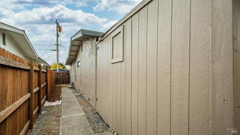 65 Arlington Drive Petaluma CA 94952