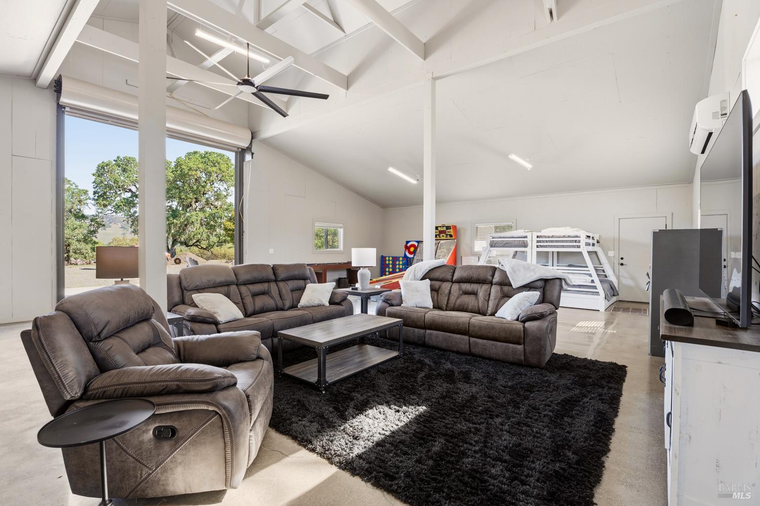 2800 Feliz Creek Road Hopland CA 95449