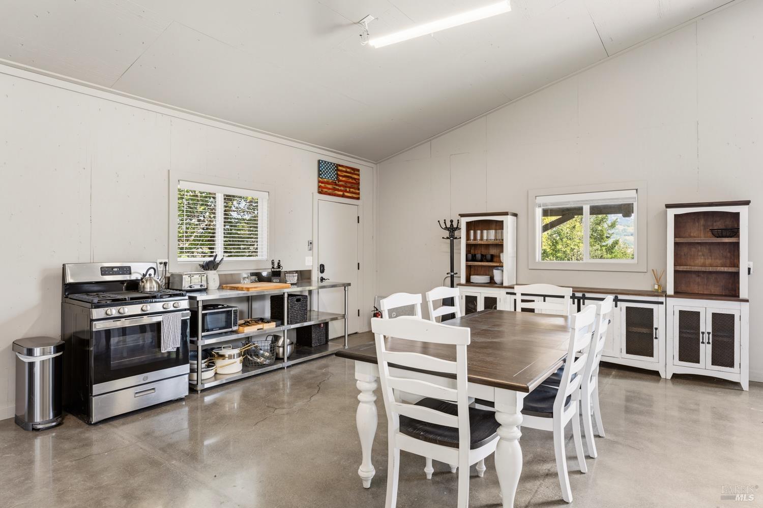 2800 Feliz Creek Road Hopland CA 95449