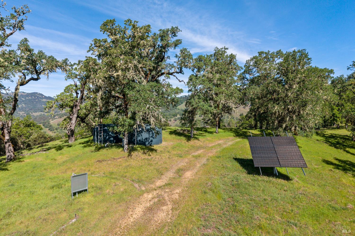 2800 Feliz Creek Road Hopland CA 95449