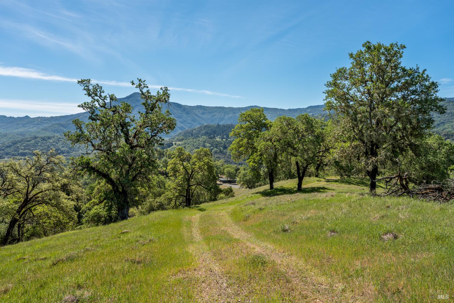 2800 Feliz Creek Road Hopland CA 95449