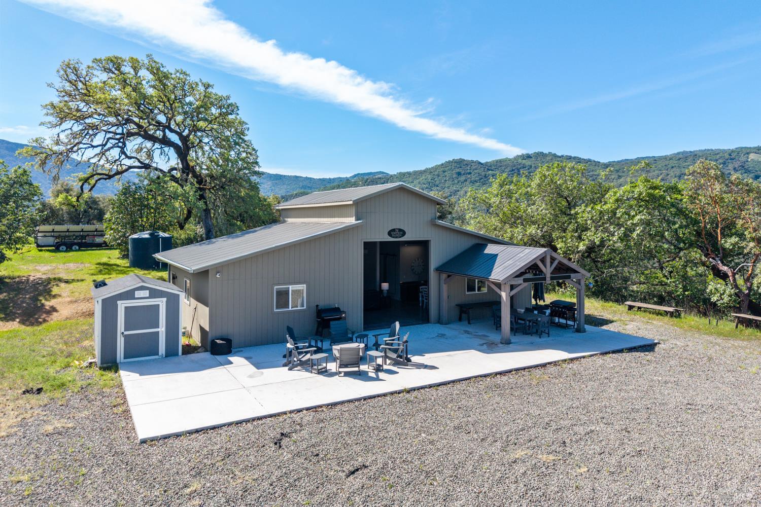 2800 Feliz Creek Road Hopland CA 95449