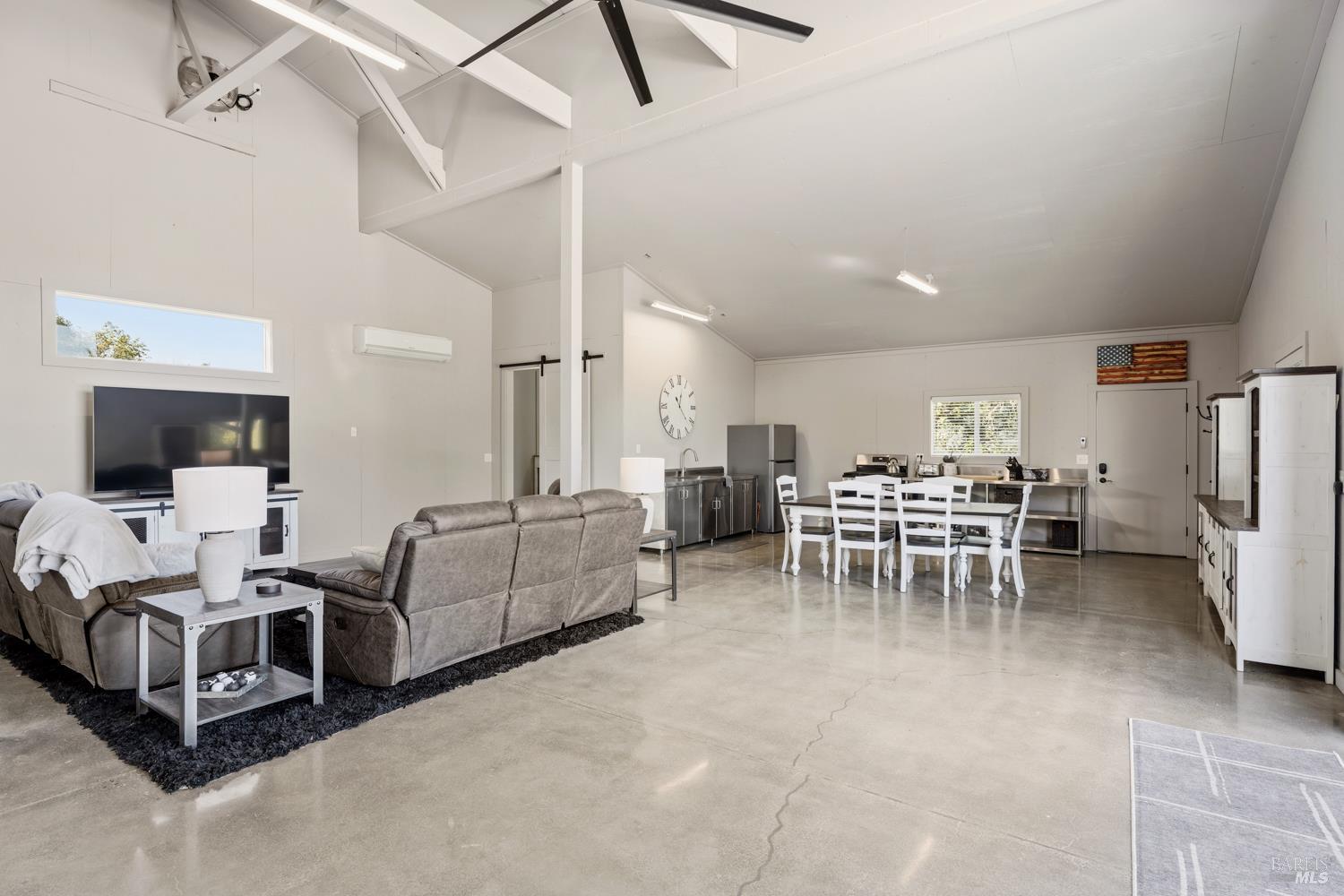 2800 Feliz Creek Road Hopland CA 95449