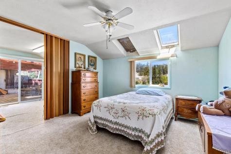 504 W Railroad Avenue Cotati CA 94931