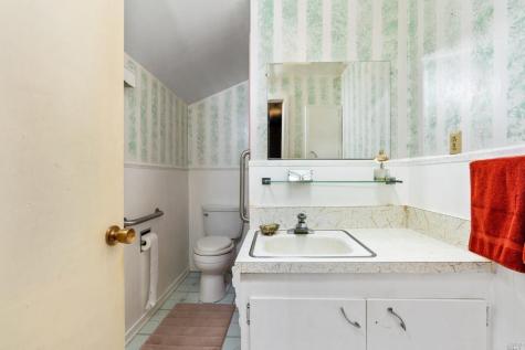 504 W Railroad Avenue Cotati CA 94931