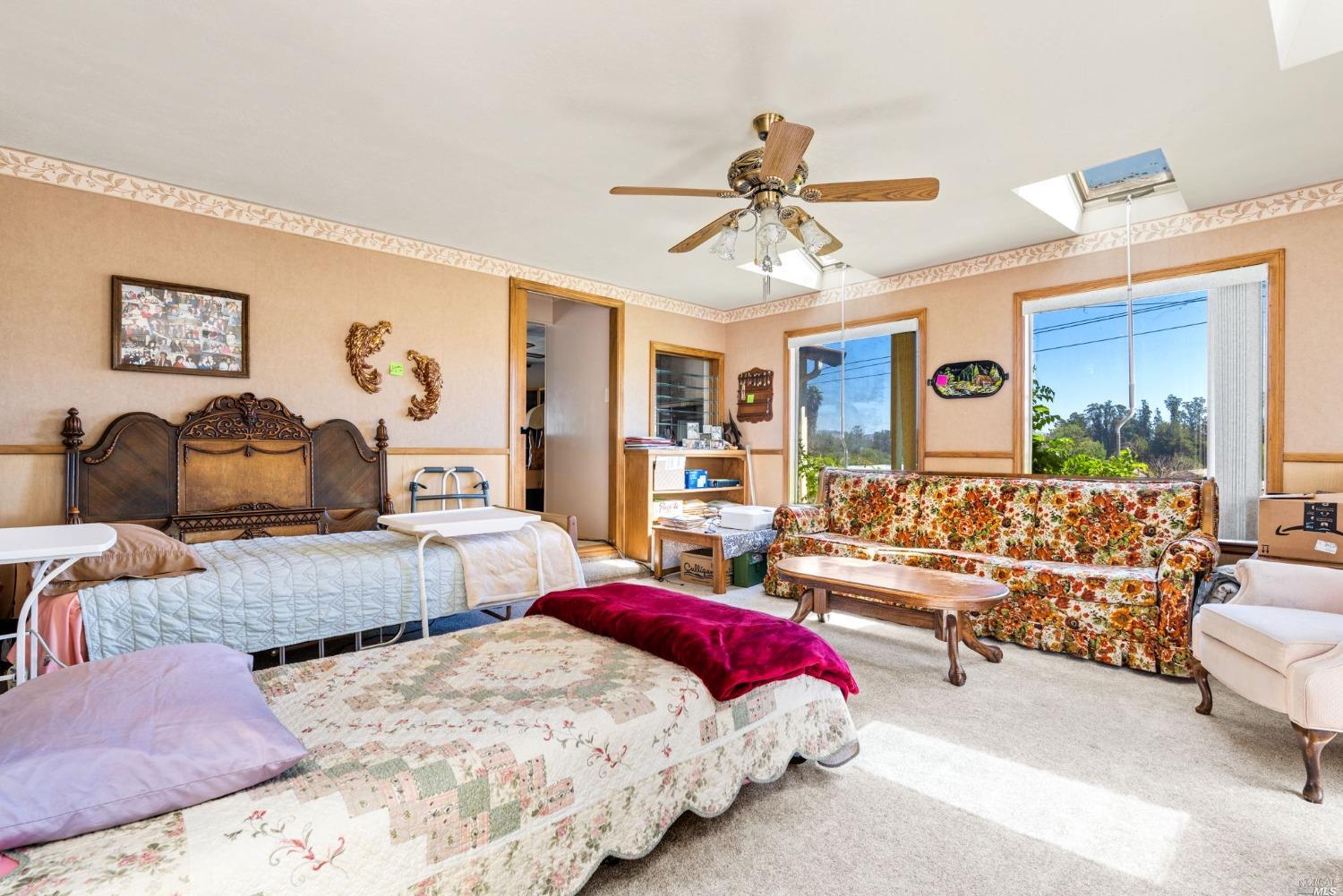 504 W Railroad Avenue Cotati CA 94931