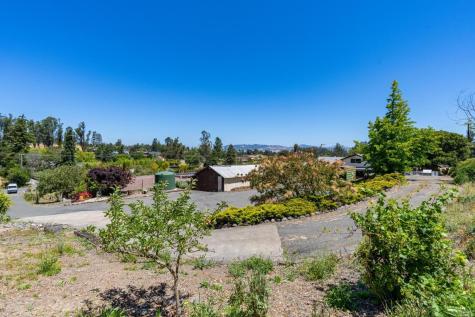 504 W Railroad Avenue Cotati CA 94931