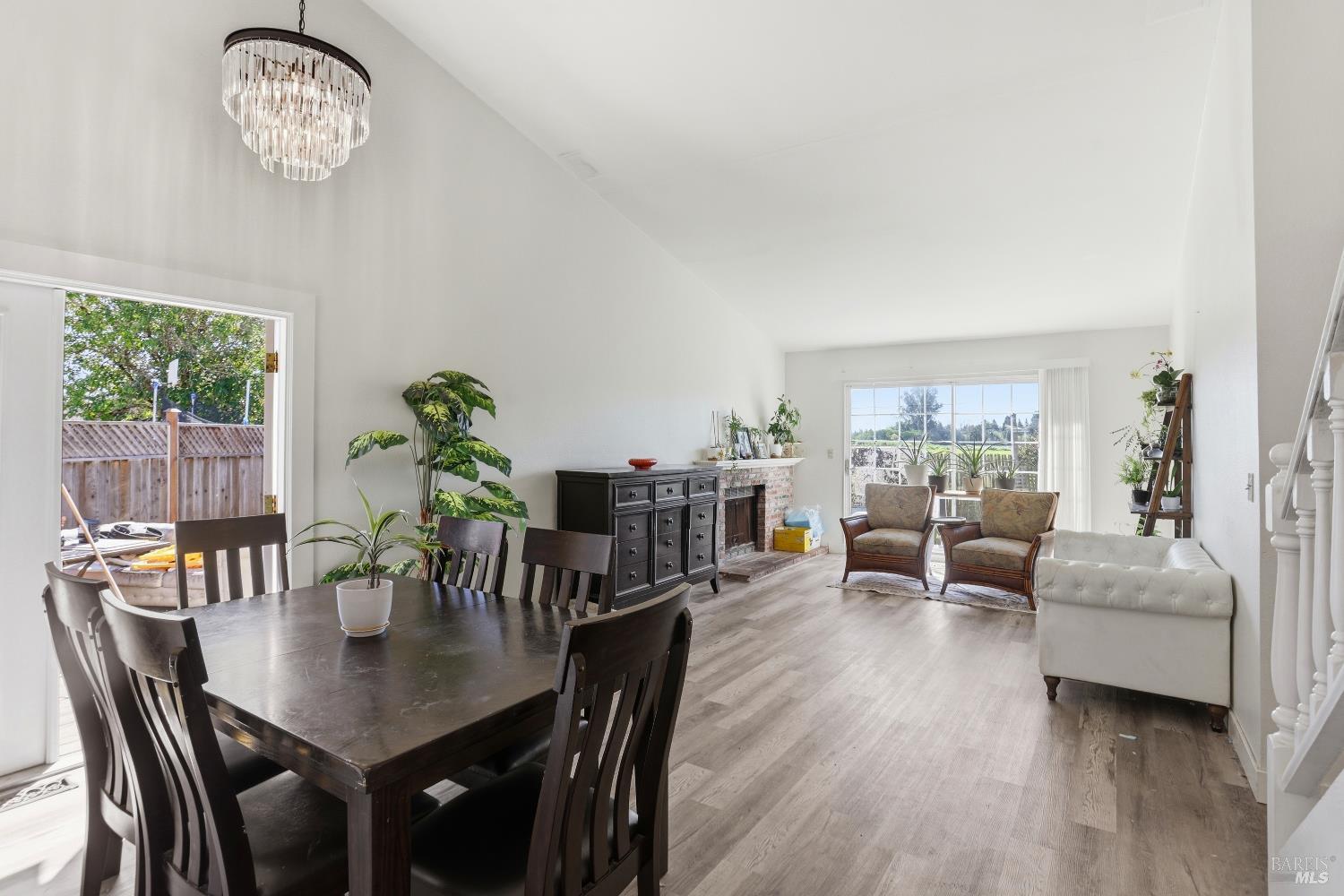 1407 Georgia Court Rohnert Park CA 94928