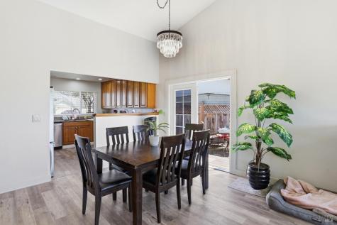 1407 Georgia Court Rohnert Park CA 94928