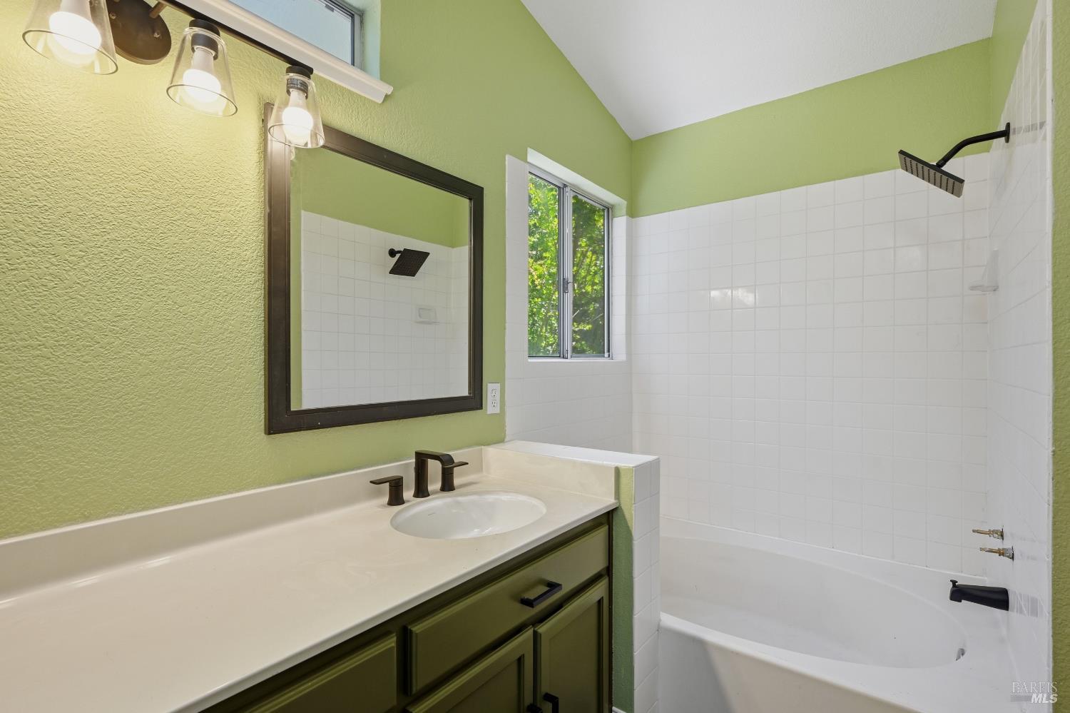 148 Dartmouth Way Windsor CA 95492