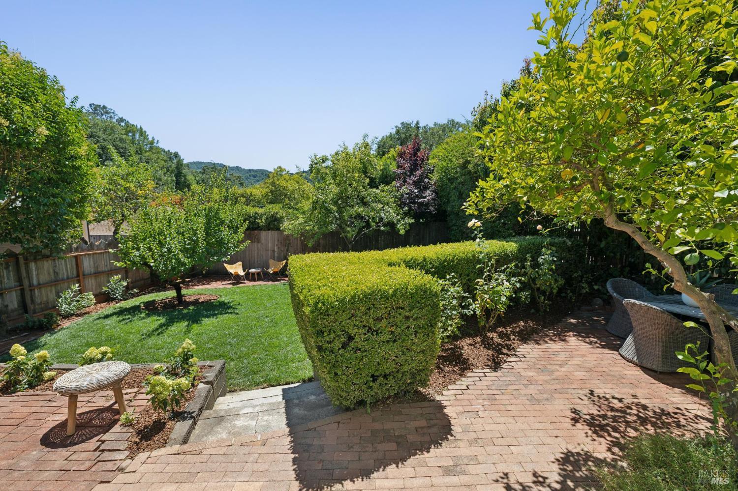 30 Berkeley Avenue San Anselmo CA 94960