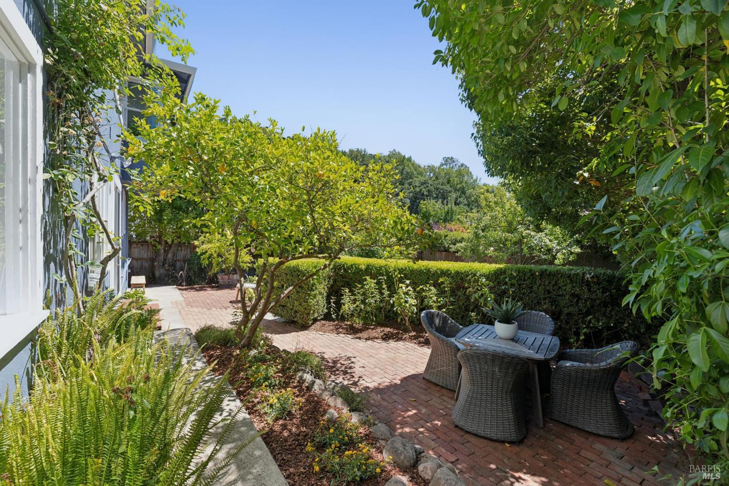 30 Berkeley Avenue San Anselmo CA 94960