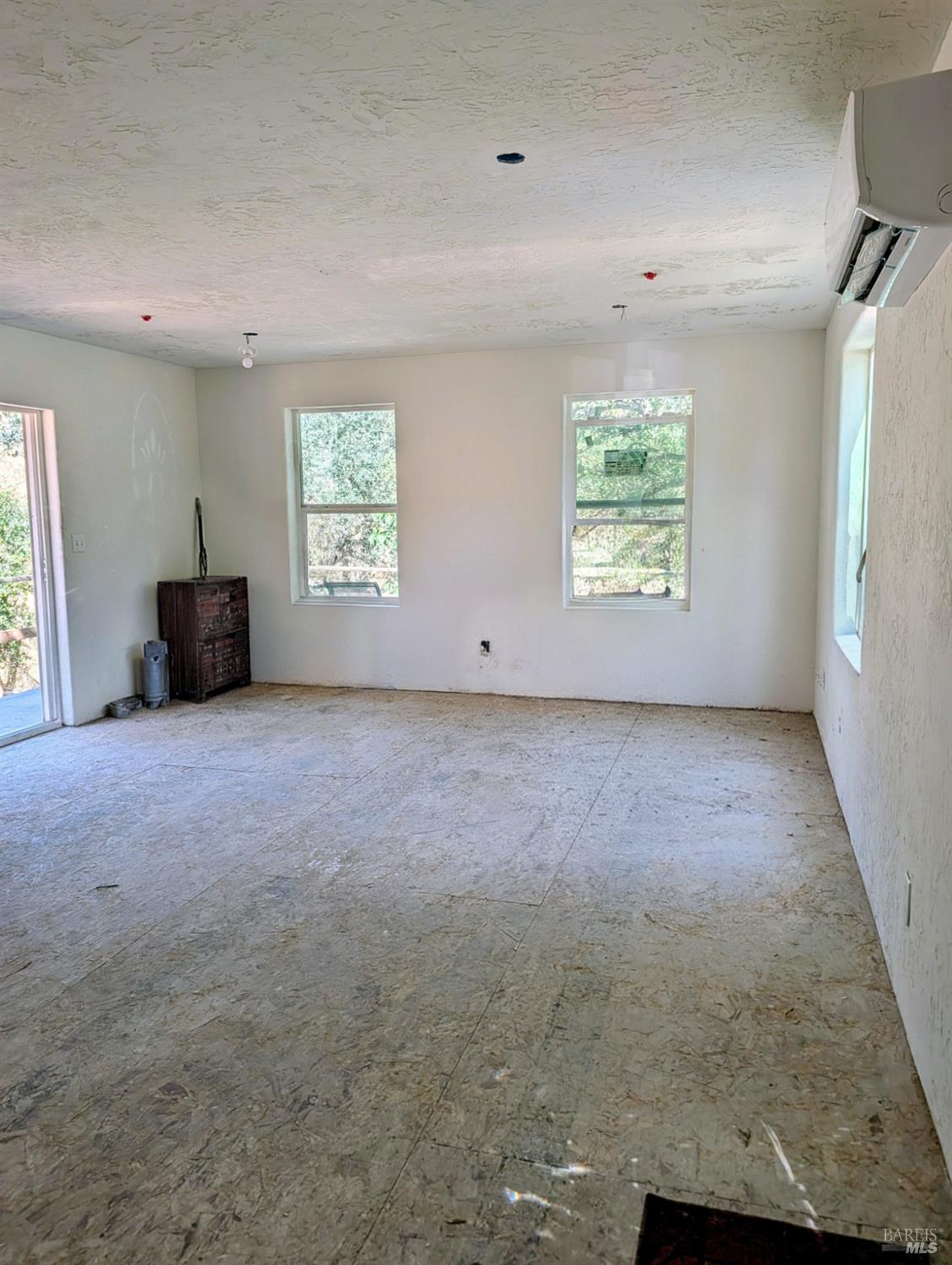 1480 Kenyon Drive Redding CA 96001