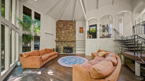 81 Madrone Avenue Woodacre CA 94973