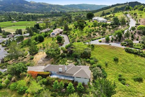 437 Crestridge Place Santa Rosa CA 95409